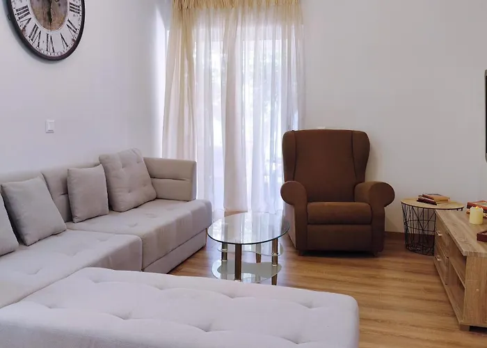 Ifigenias Apartman *